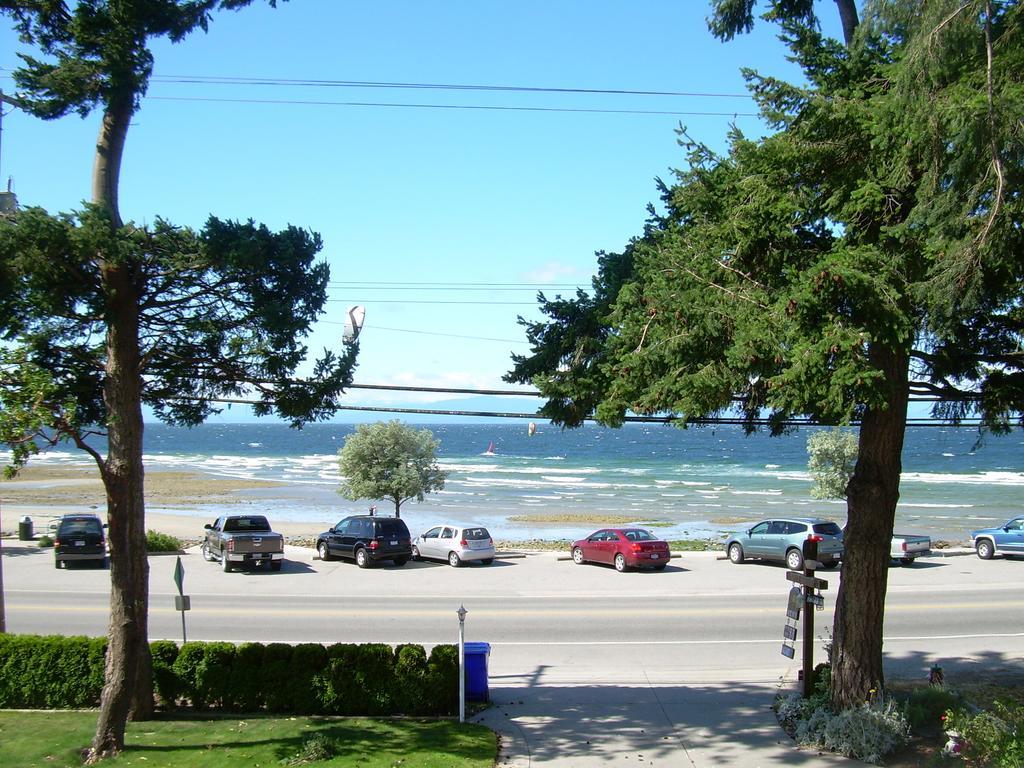 Queen Room with Ocean View